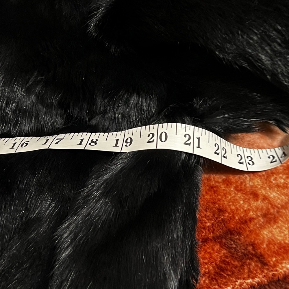 Sold!!! Vintage Women Rabbit Fur Jacket - Picture 6 of 12